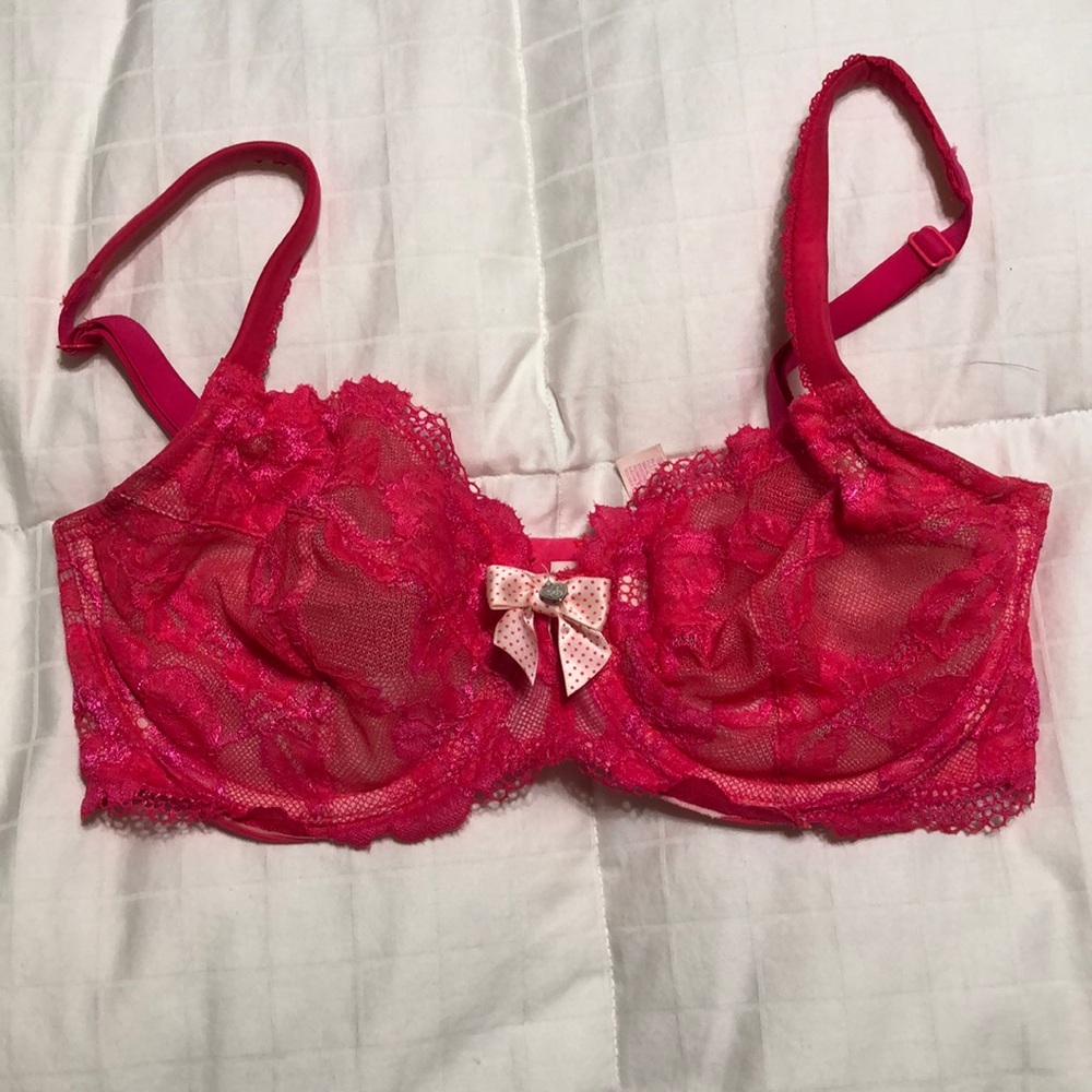 Body by Victoria Unlined Demi Bra 32DD